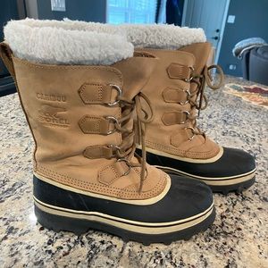 Sorel Caribou women’s boots